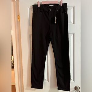 BNWT DEVOTED SKINNY PANTS IN A SIZE 31